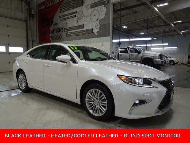 2017 Lexus ES